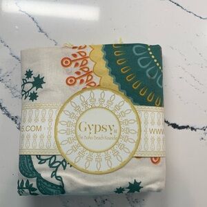 NWT Gypsy Boho Beach Roundie